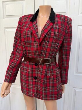 Red Plaid Tartan Blazer with Black Velvet Collar Women’s M Ralph Lauren Style